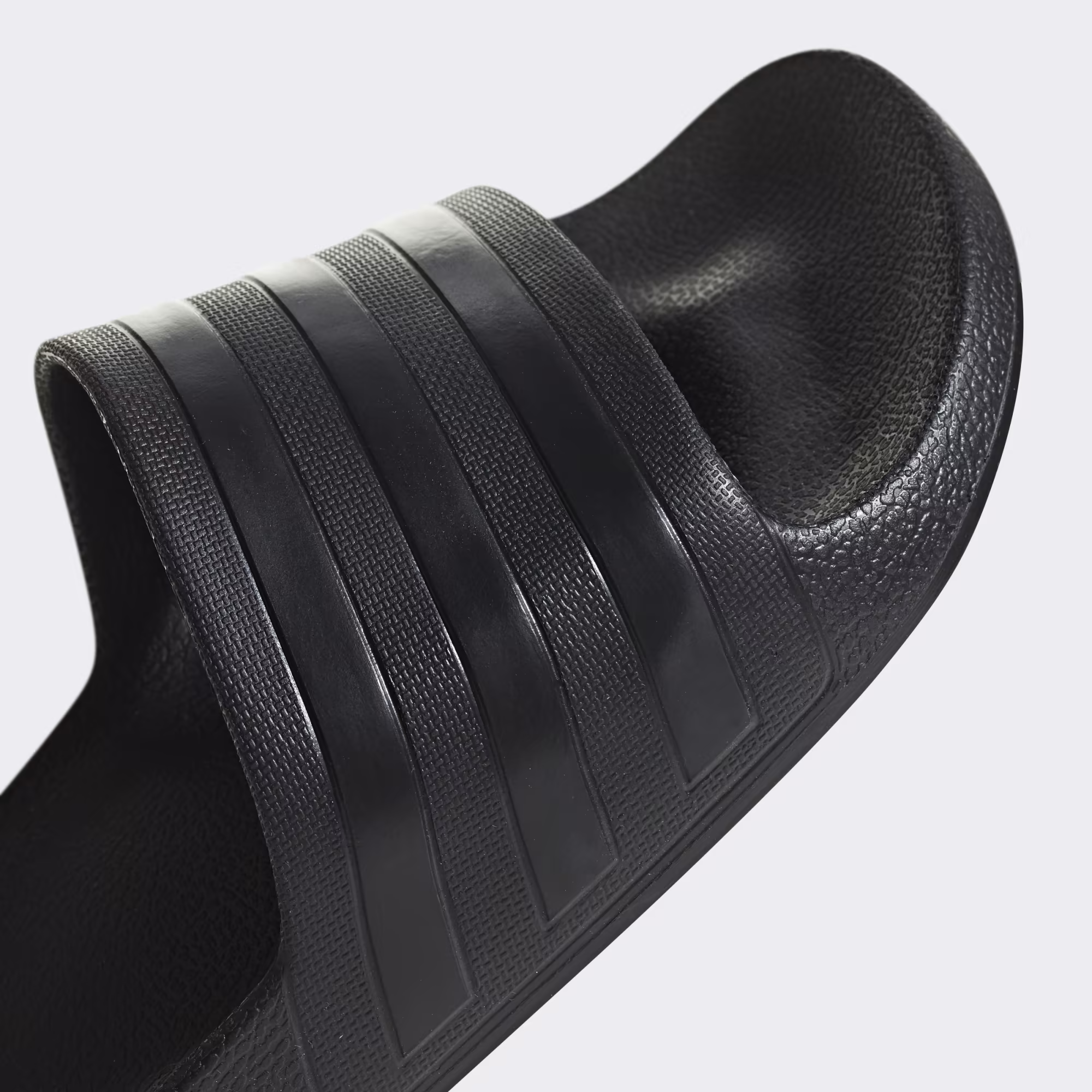 Adilette_Aqua_Slides_Black_F35550_41_detail